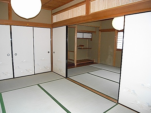亀岡市東別院町 16